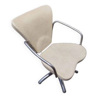 Fauteuil design années 70 - Siège de coiffeur / barbier pivotant en skaï beige et chrome