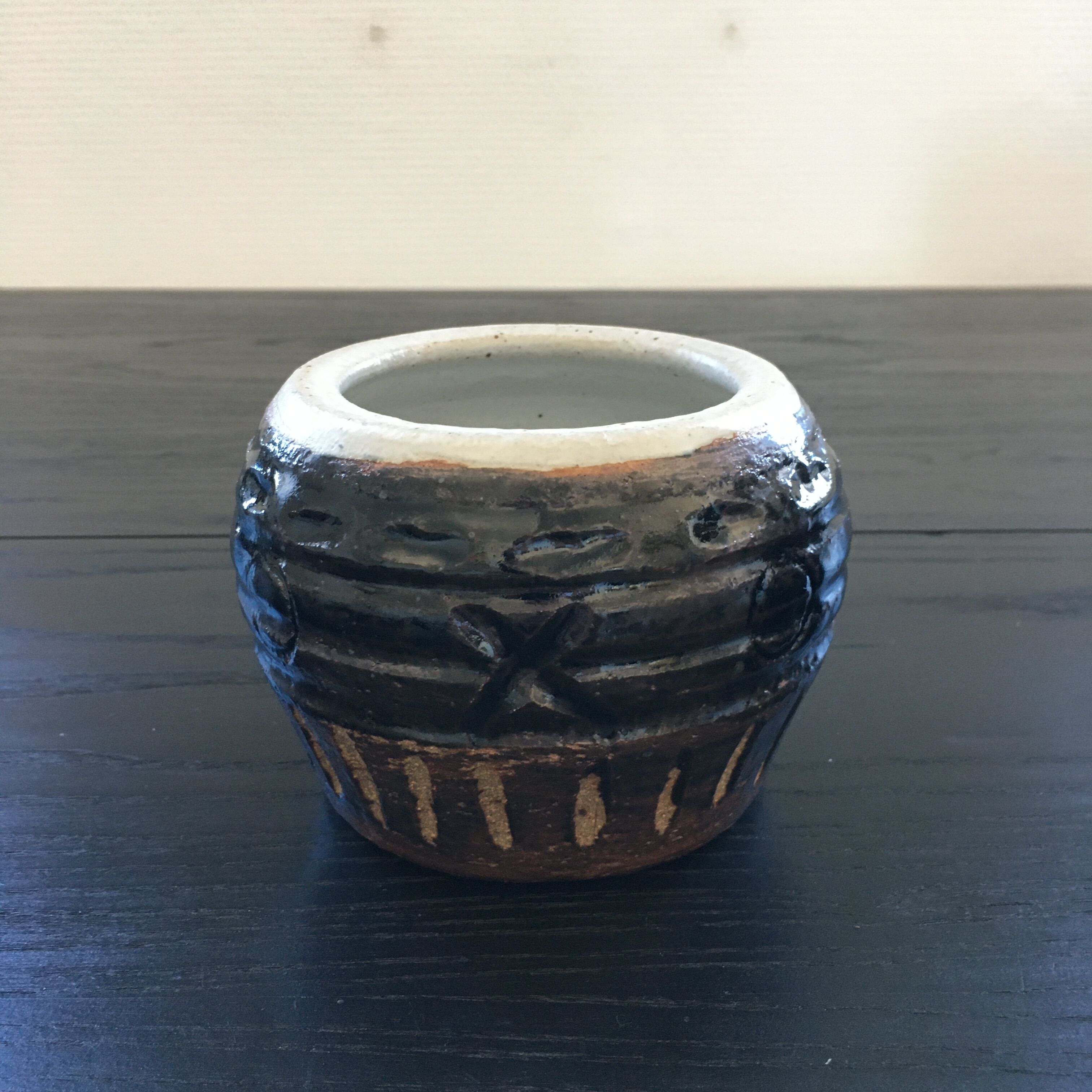 Cache pot brutalist unique piece