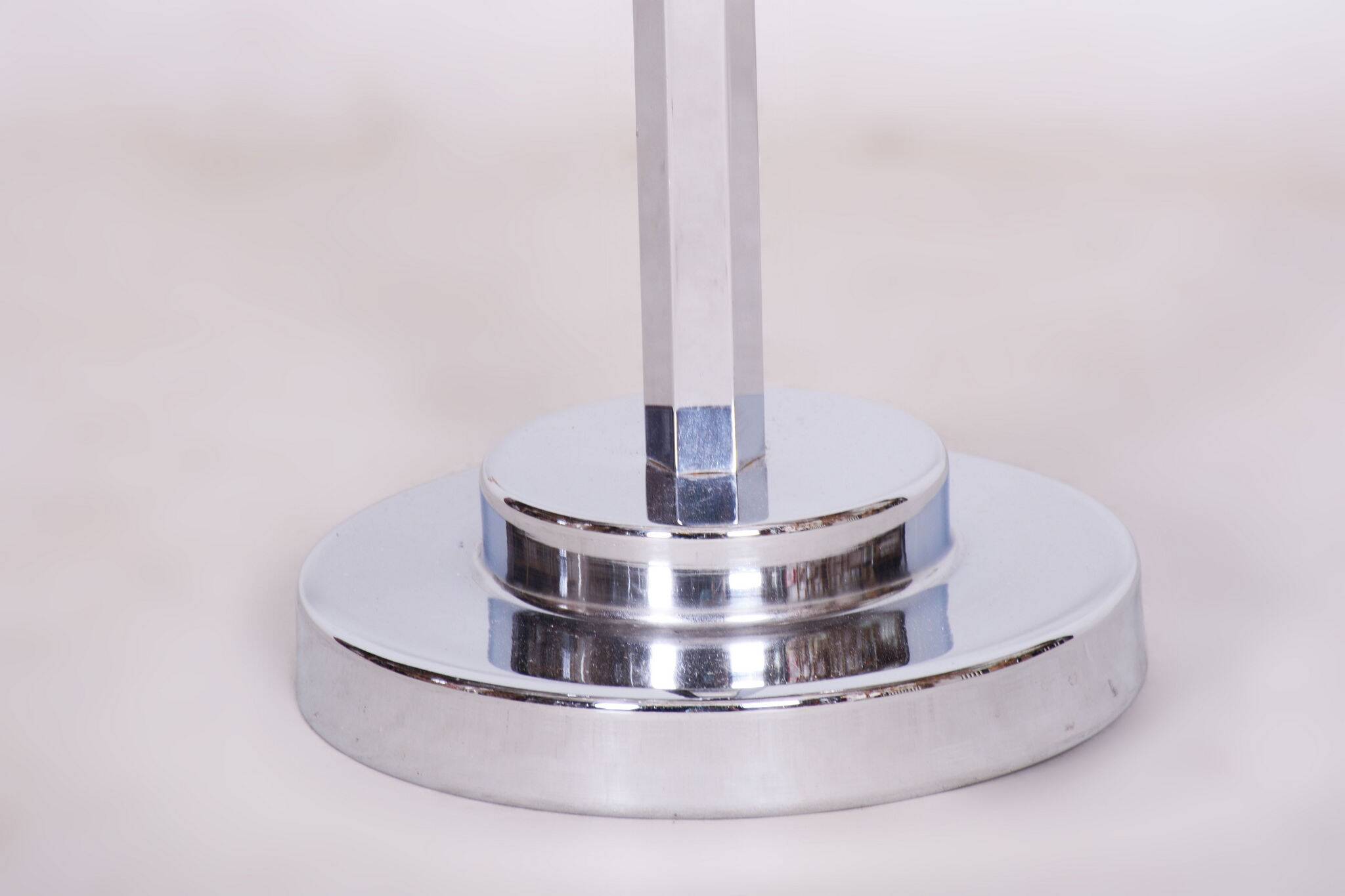 Restored Bauhaus Small Table, Unusual Design, Chrome, Bakelit, Germany, 1930s