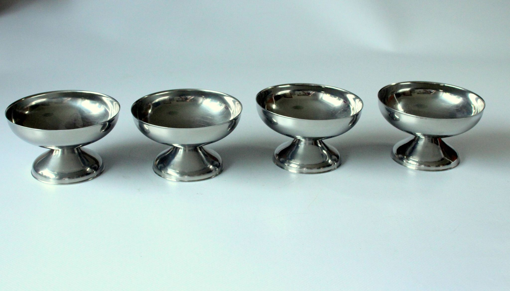 4 ice cream cups by WMF/Tischfein - made of stainless steel - Vintage