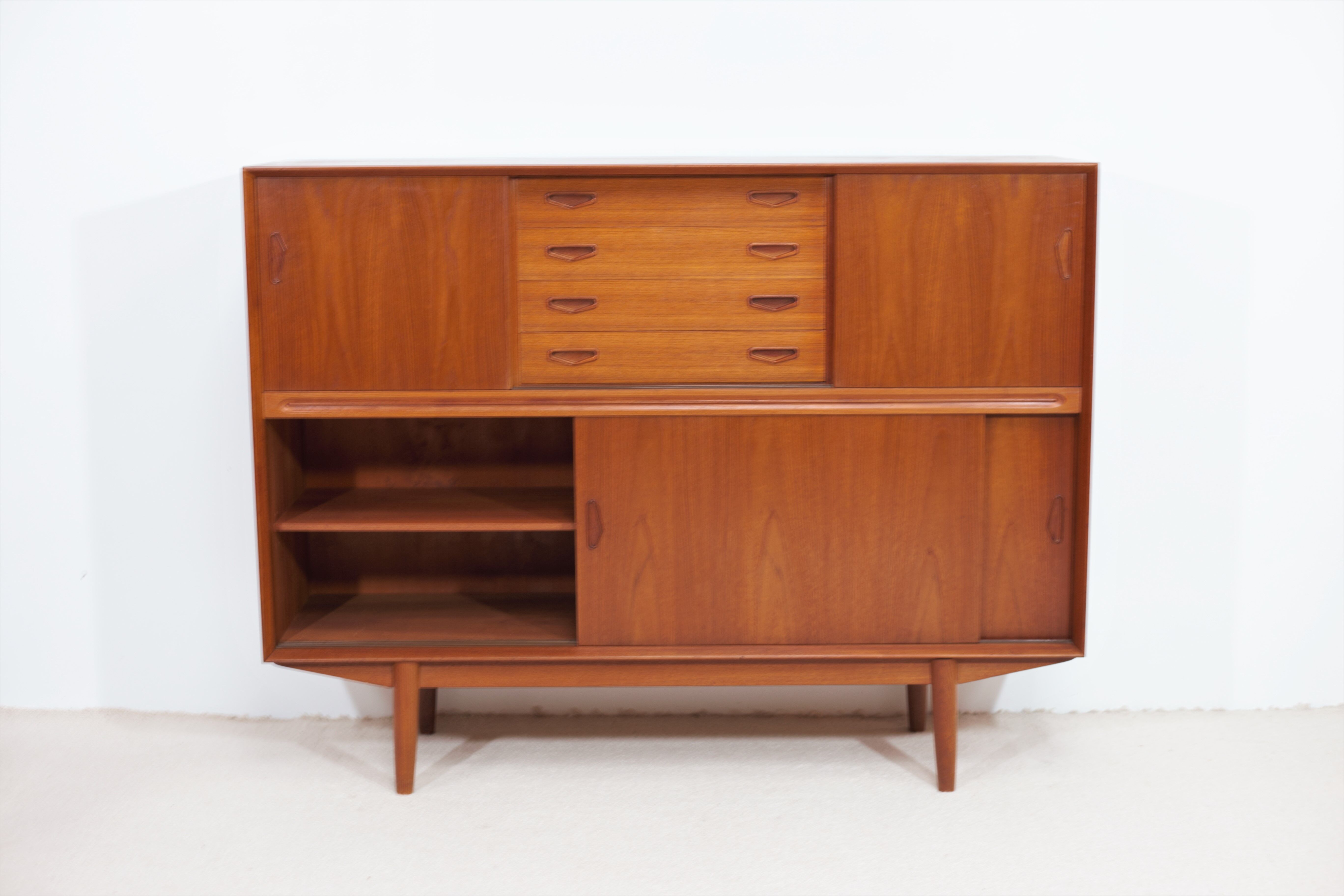 Clausen & Søn High Row