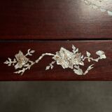 Console en bois de fer Chine ou Indochine début XXe incrustations nacre