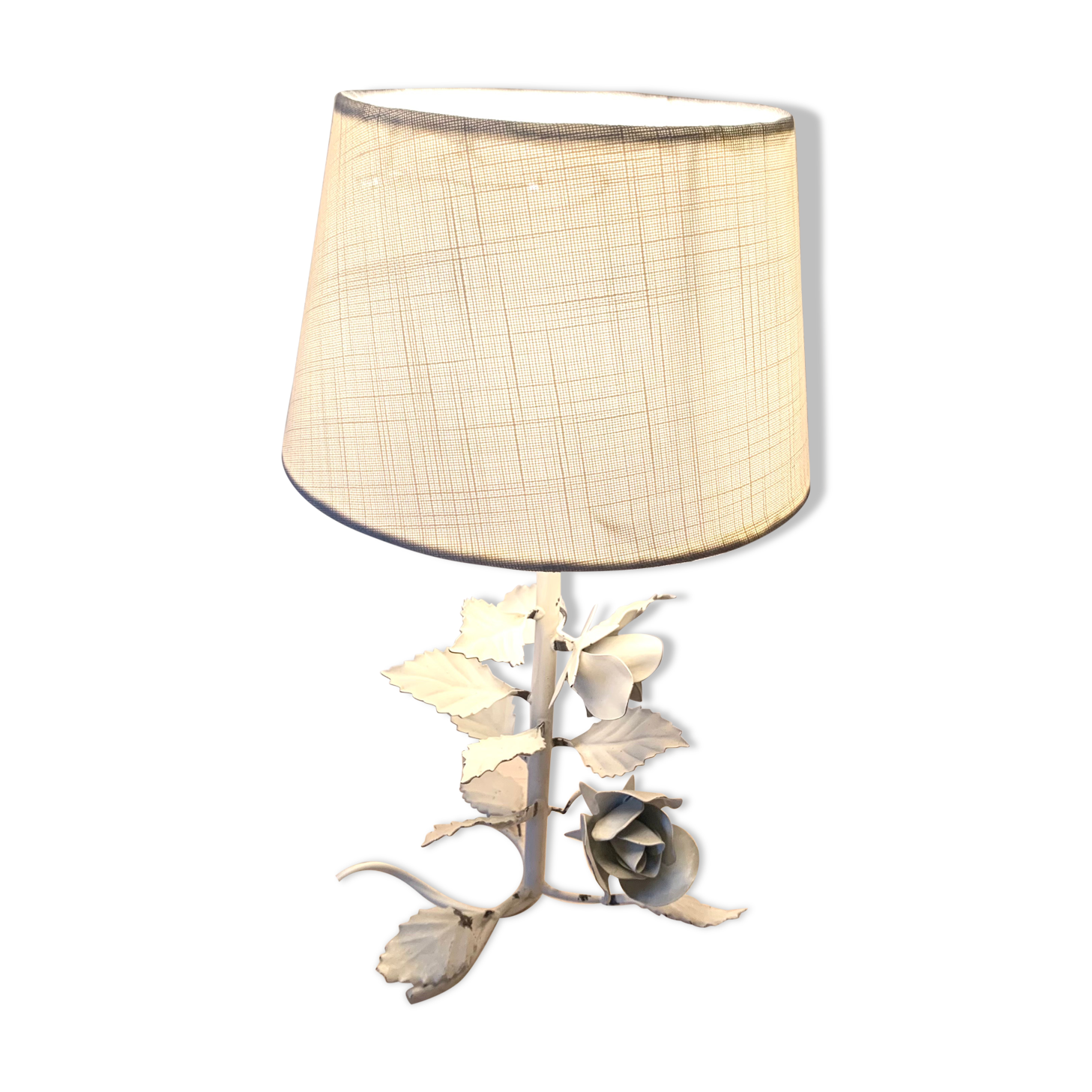 Vintage white flower lamp