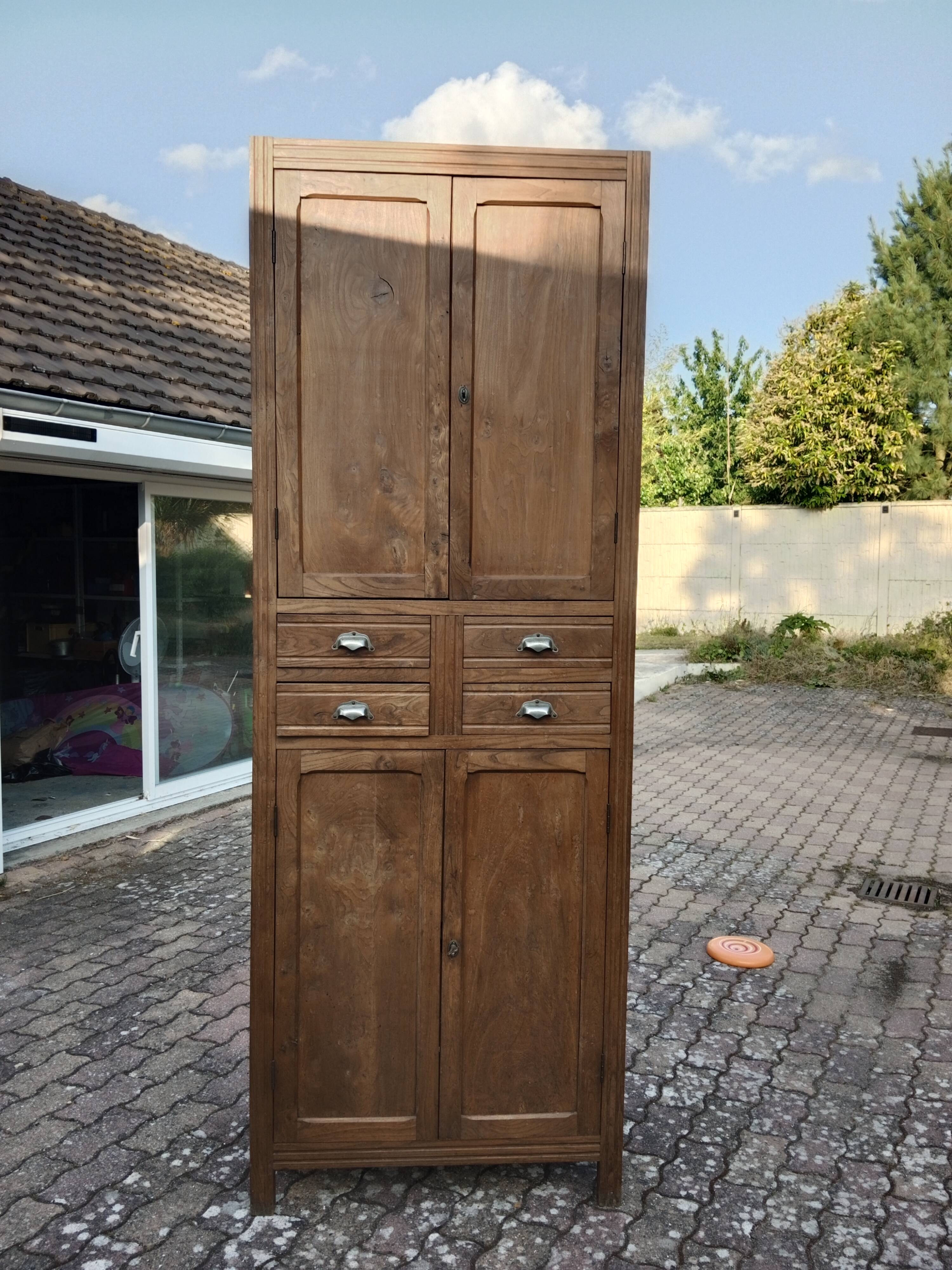 Parisian wardrobe trade furniture