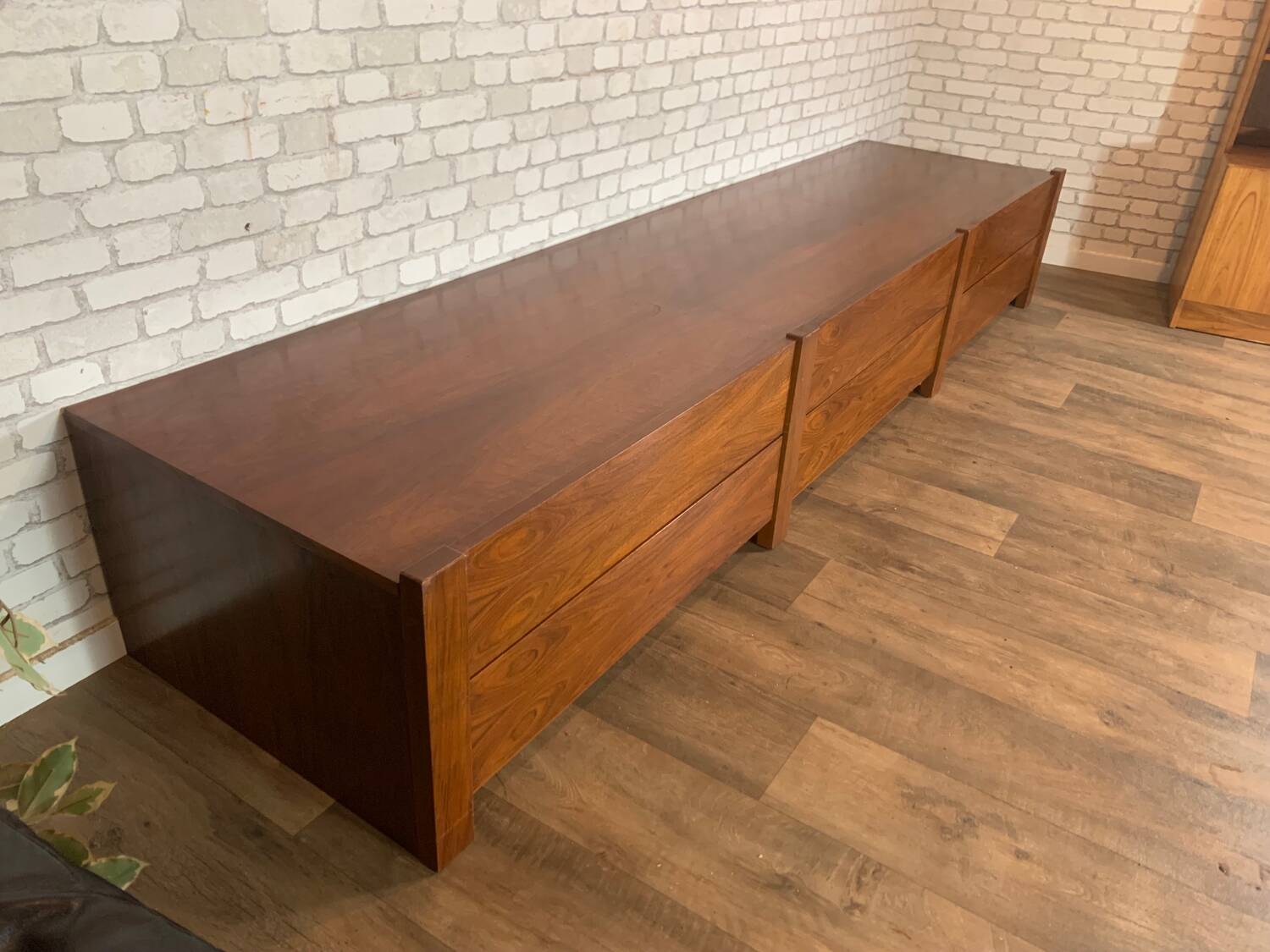 Low rosewood sideboard 1970