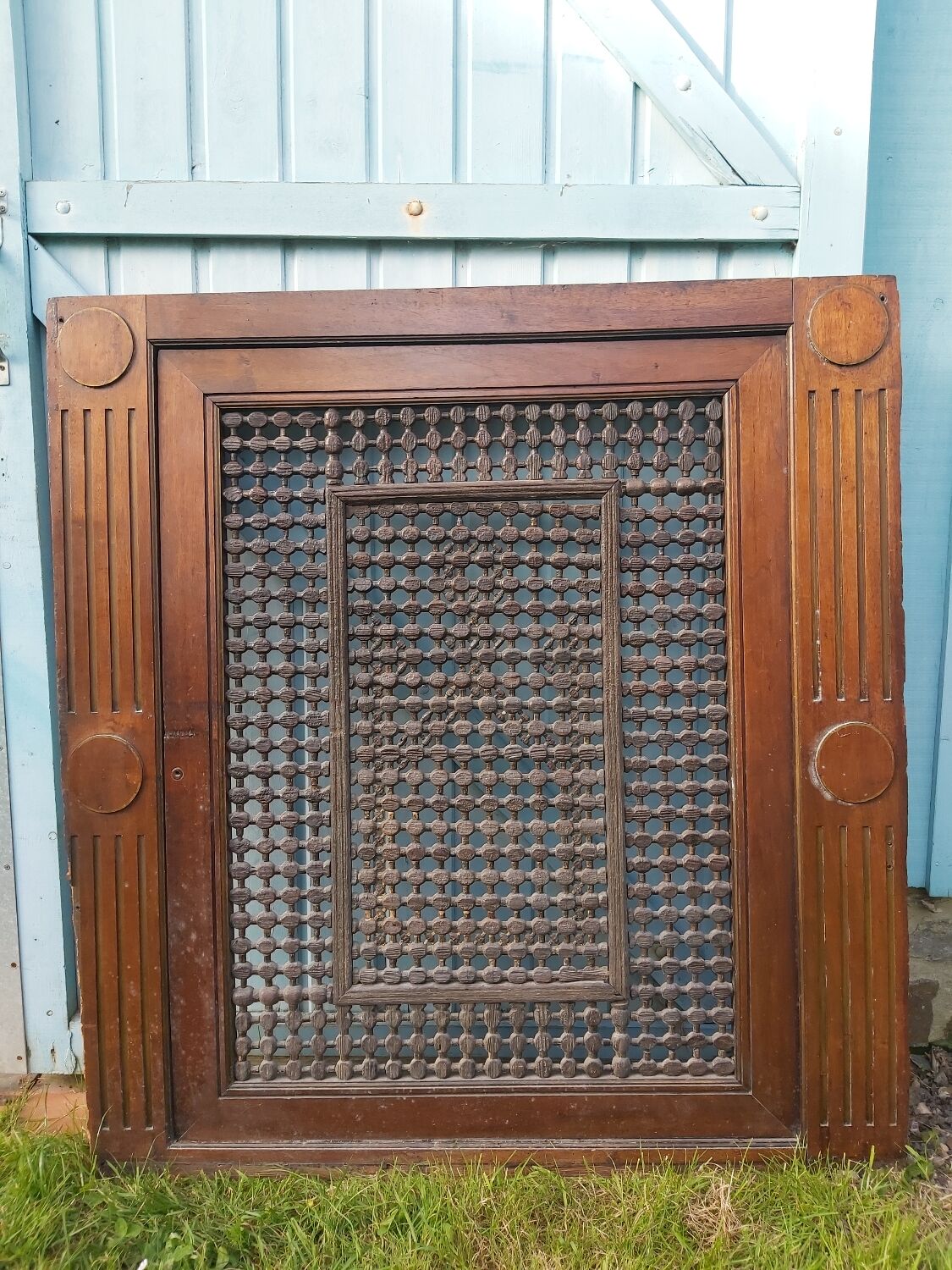 Screen, wooden panel
