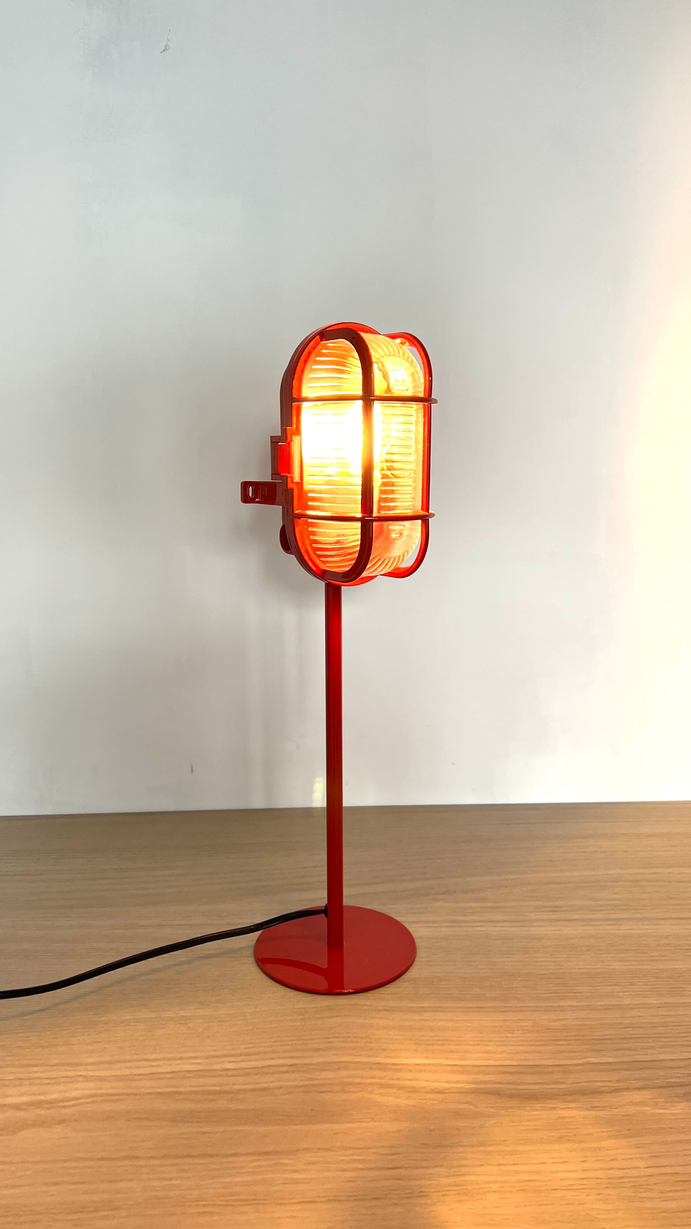 Bobbi lamp - rainbow collection - red - upcycling