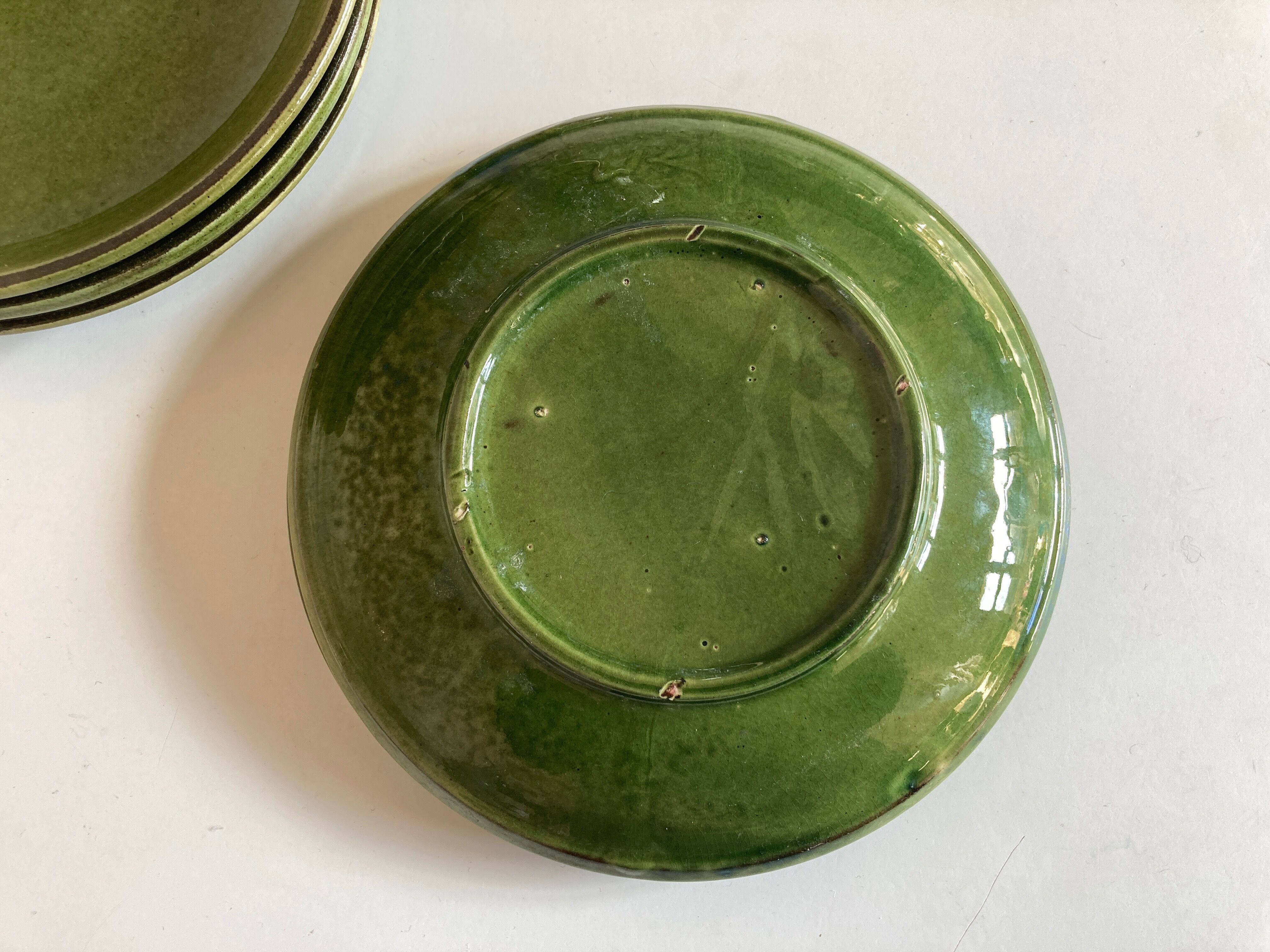 Set 5 plates flat caps dessert in green glazed earth 1960