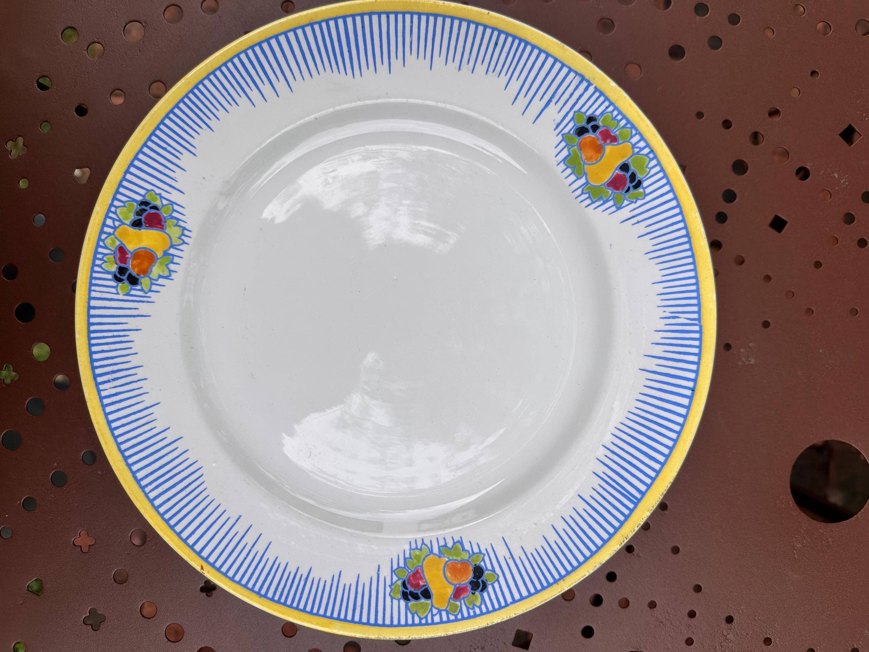 Set of 10 flat plates Boch Frères La Louvière – Art Deco fruit design