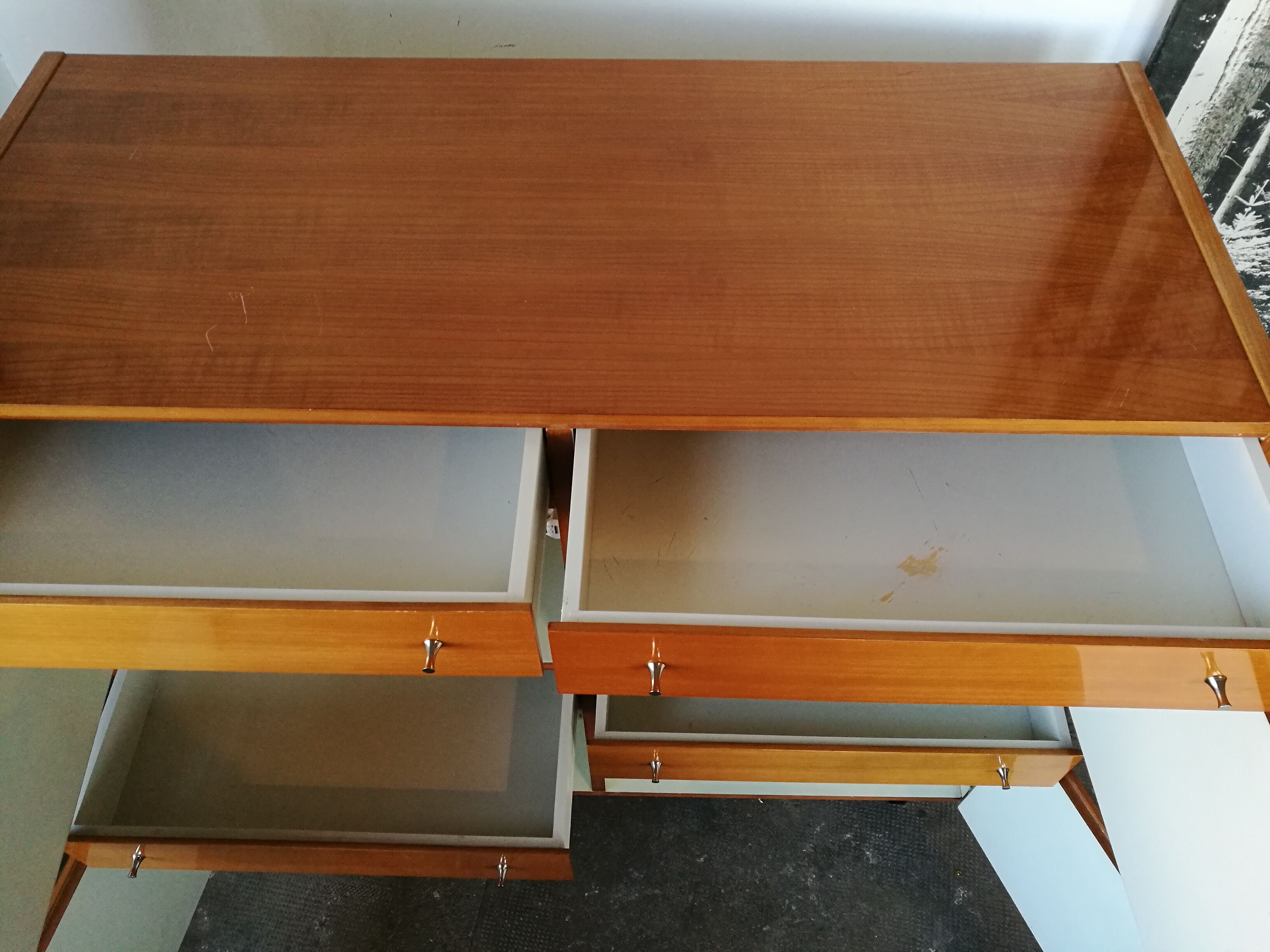 Buffet 1970 in blond wood