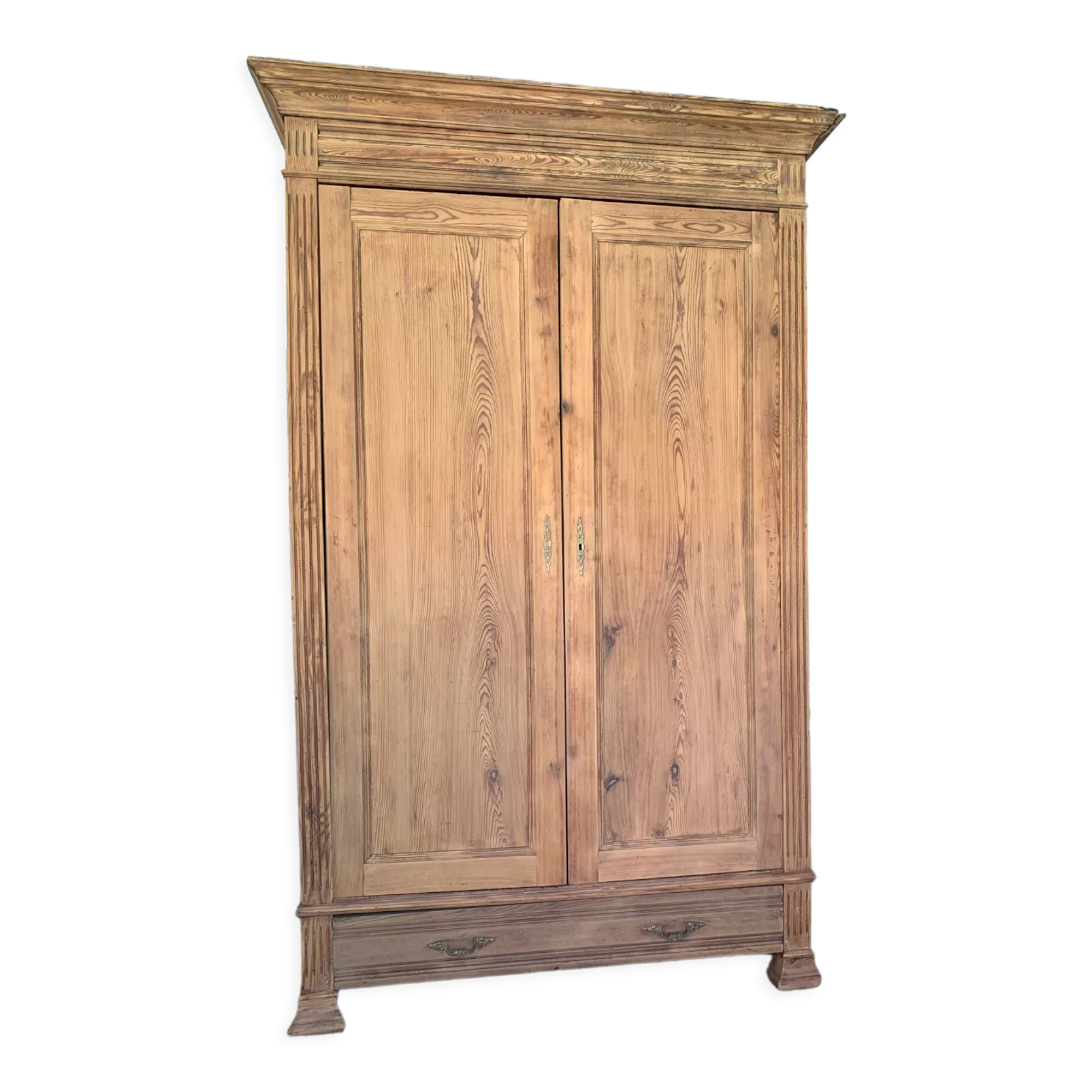 Country cabinet