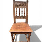 Rare high chair from the 16th/17th century in solid oak.