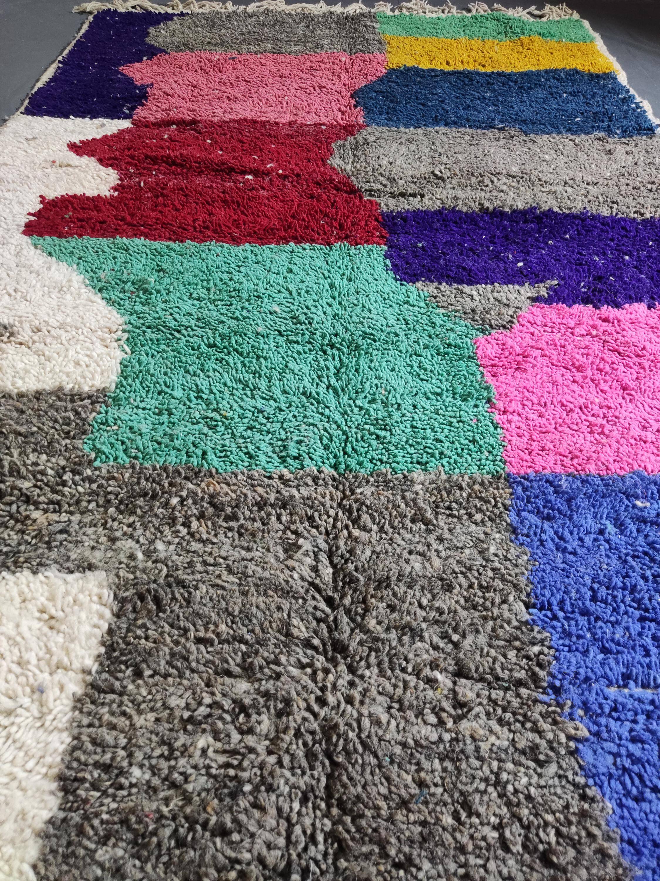 Traditional Moroccan wool rug 3 x 2 m