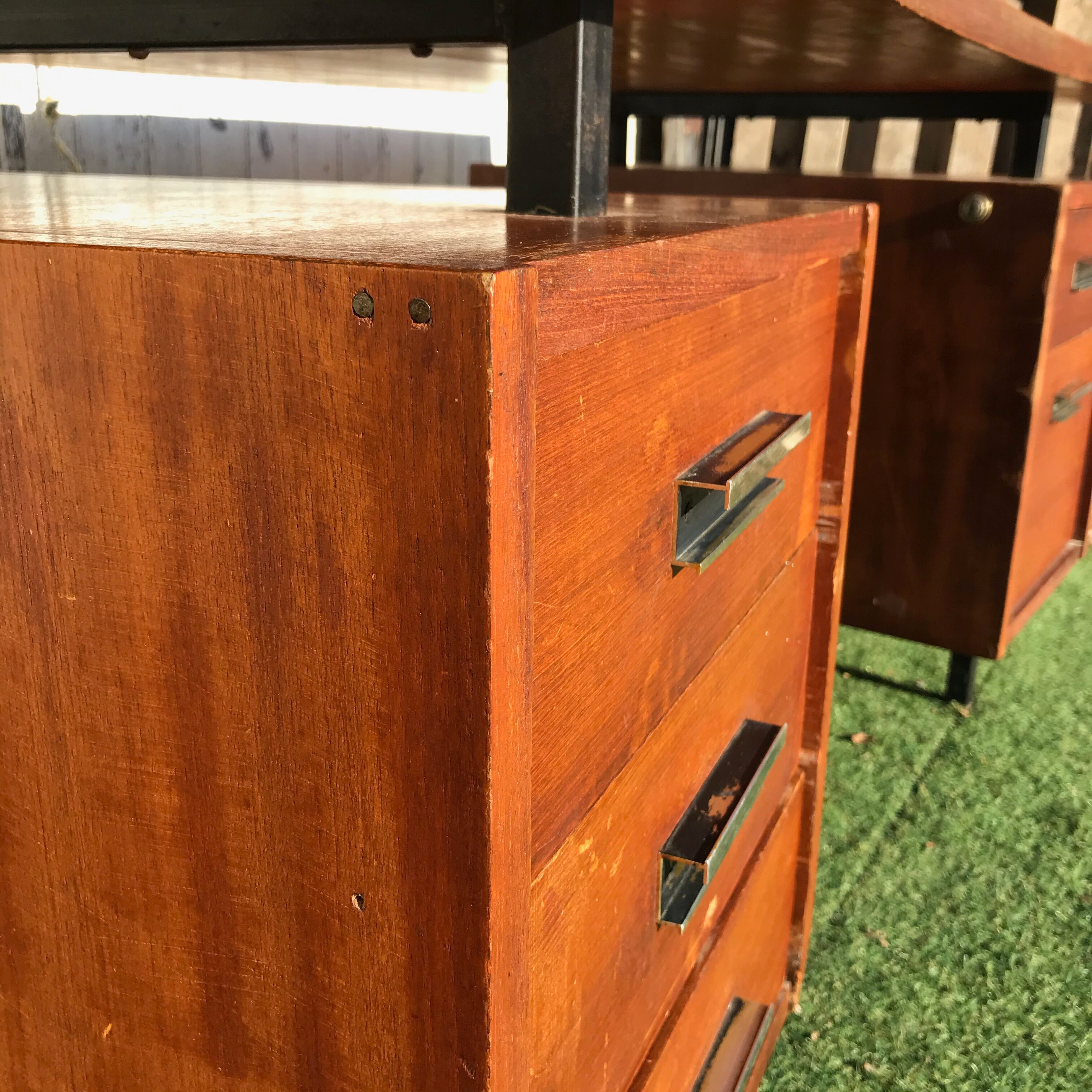 Bureau vintage des années 70