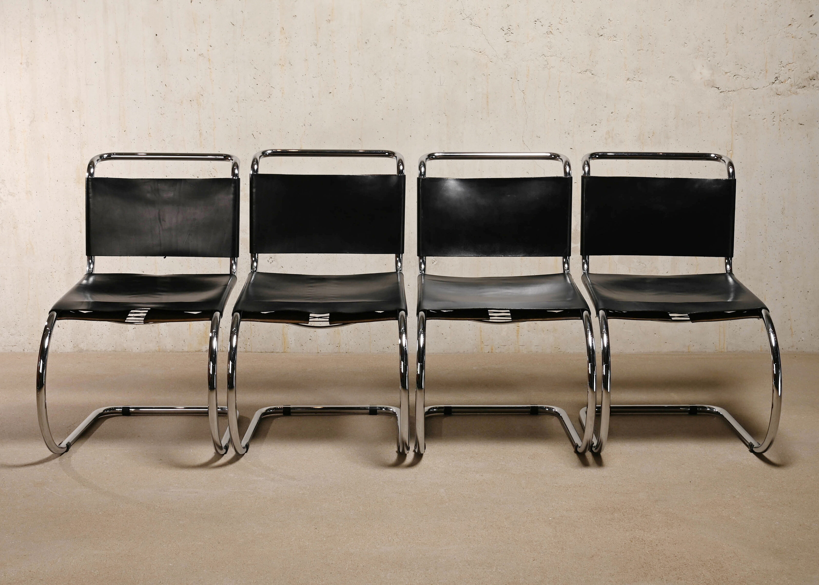 Mies Van Der Rohe Mr10 Cantilever chairs in black leather for Knoll