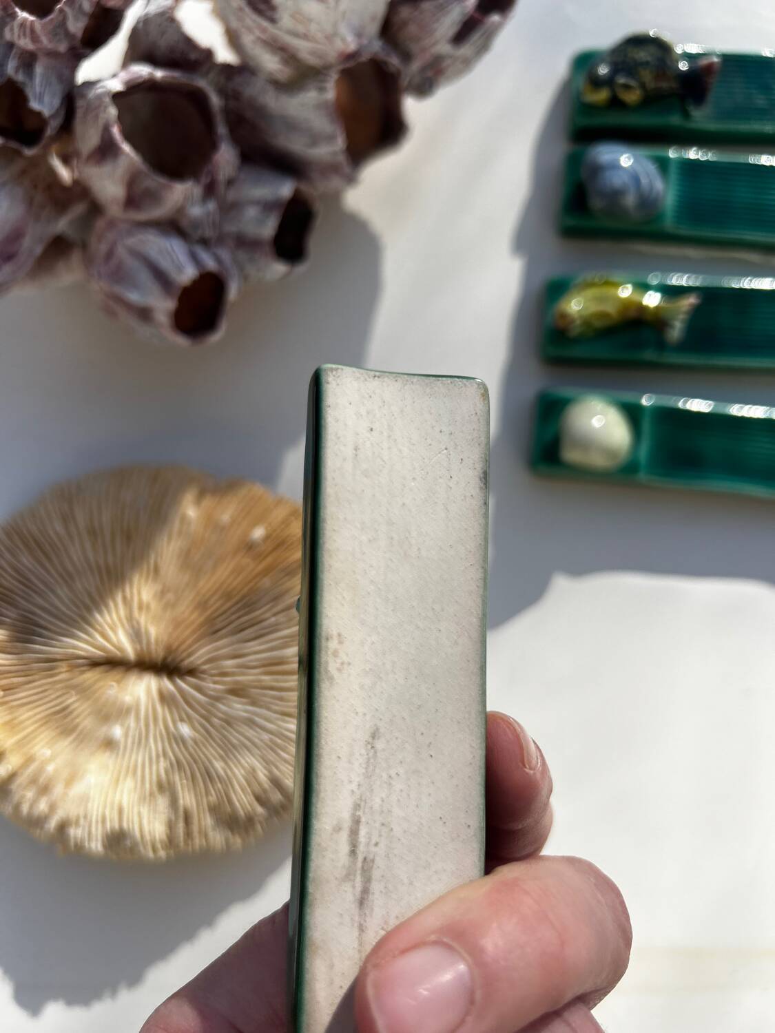 Barbotine knife holder