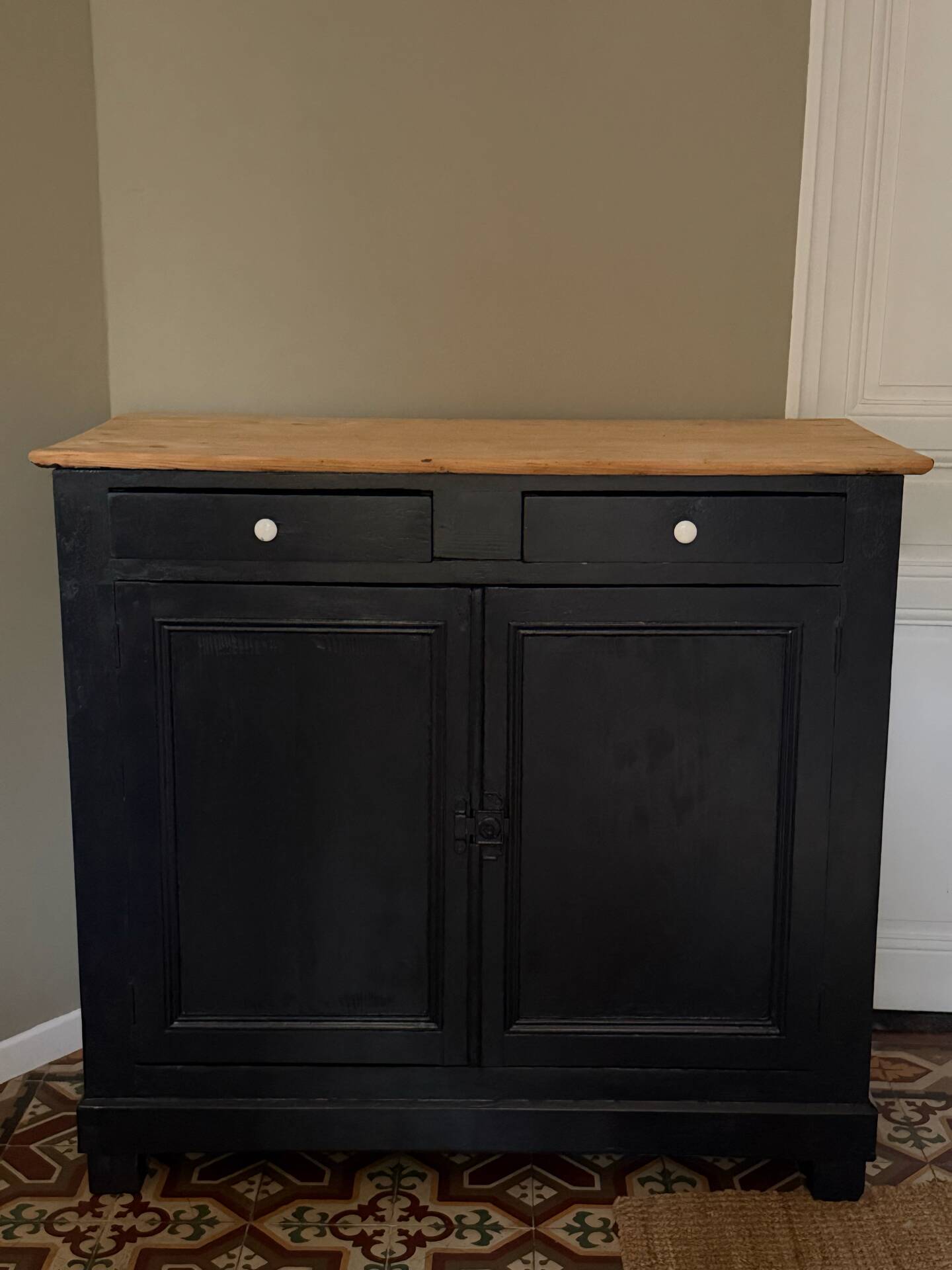 Buffet en bois massif