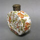 Flacon en porcelaine craquelée Wong Lee 1895.