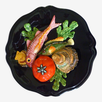 Assiette décorative poissons barbotine
