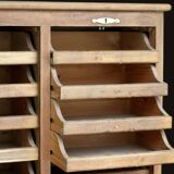 Drawer cabinet with a beautiful patina;