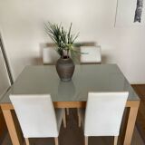 Cinna brand table and chairs