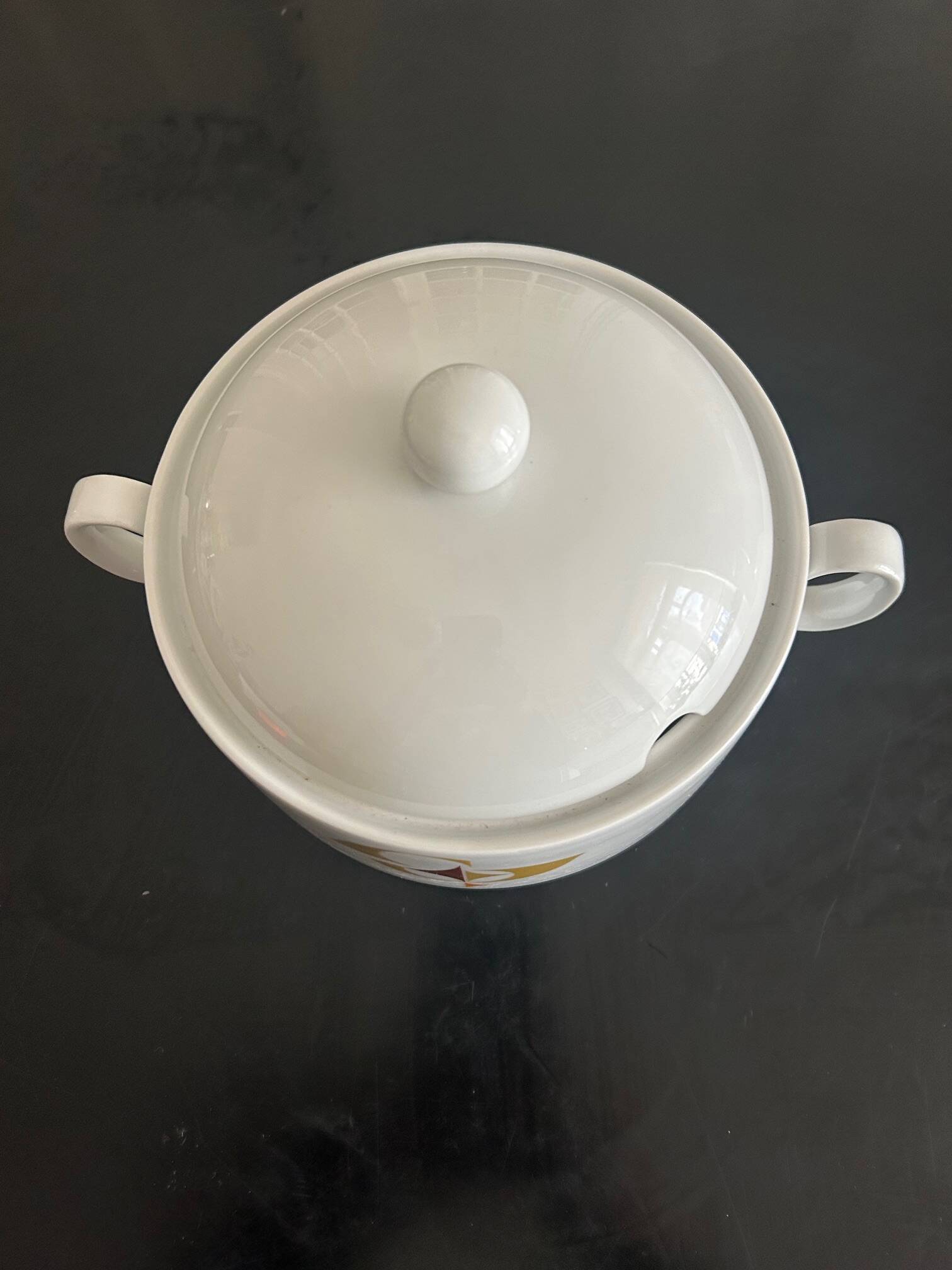 porcelain dishes 1970