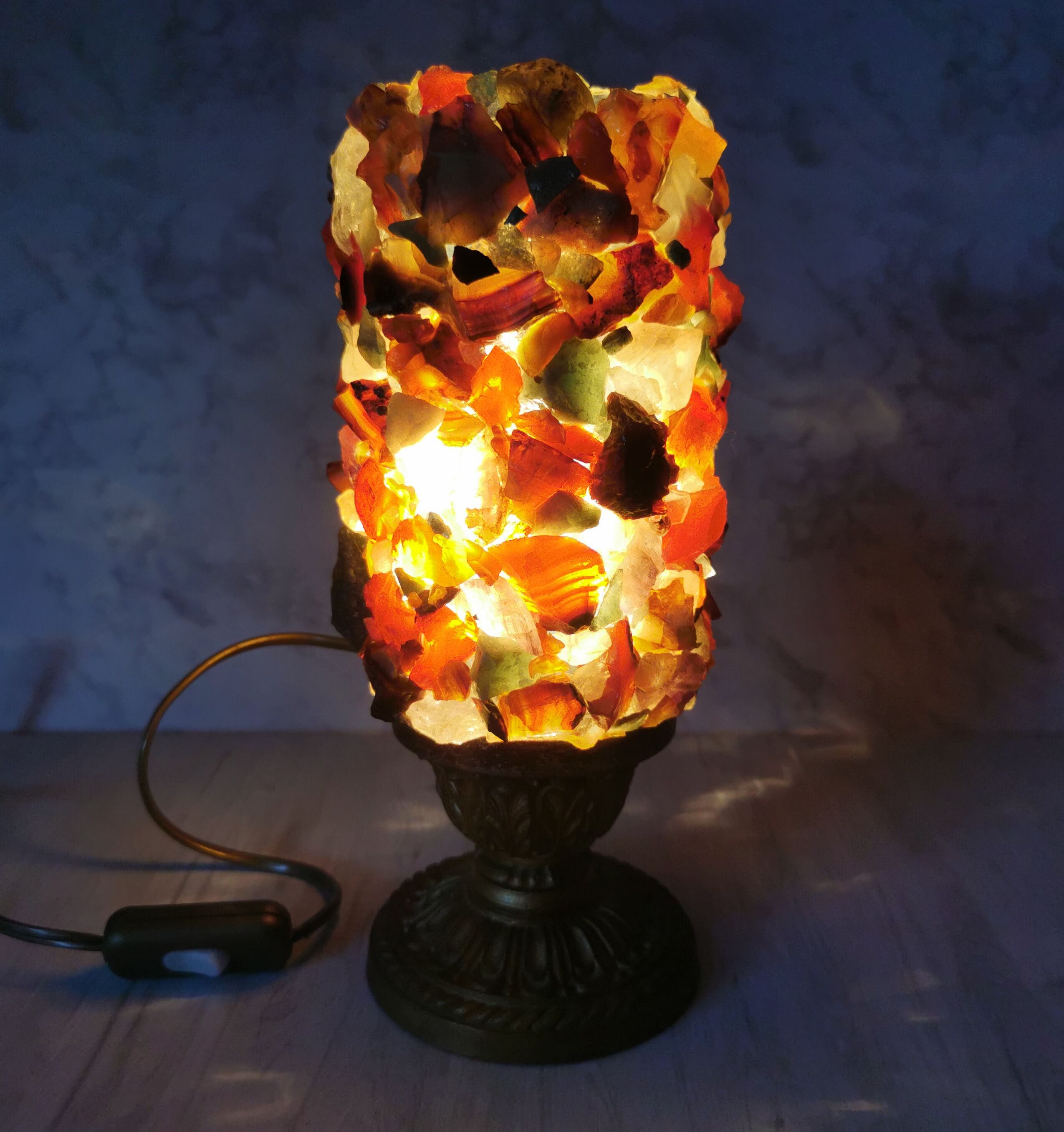 Table lamp gilded wood and stones