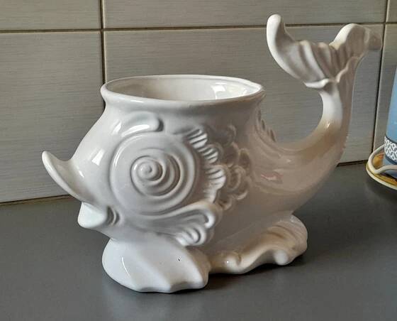 Dolphin-shaped cache pot, 1970