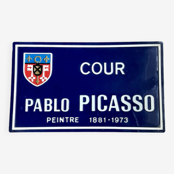 Enameled plaque “Cour Pablo Picasso”