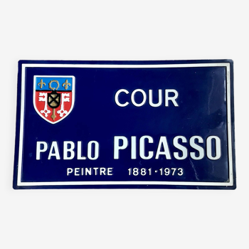 Plaque émaillée "Cour Pablo Picasso"