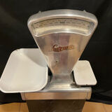 Lutrana grocery scale