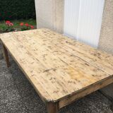Farm table