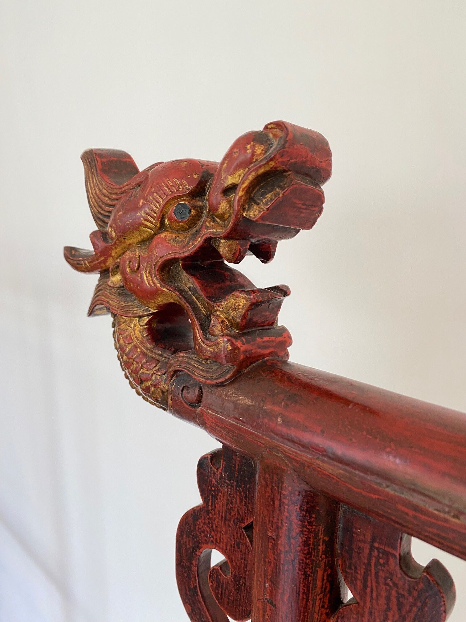 Chinese lacquered clothes rack