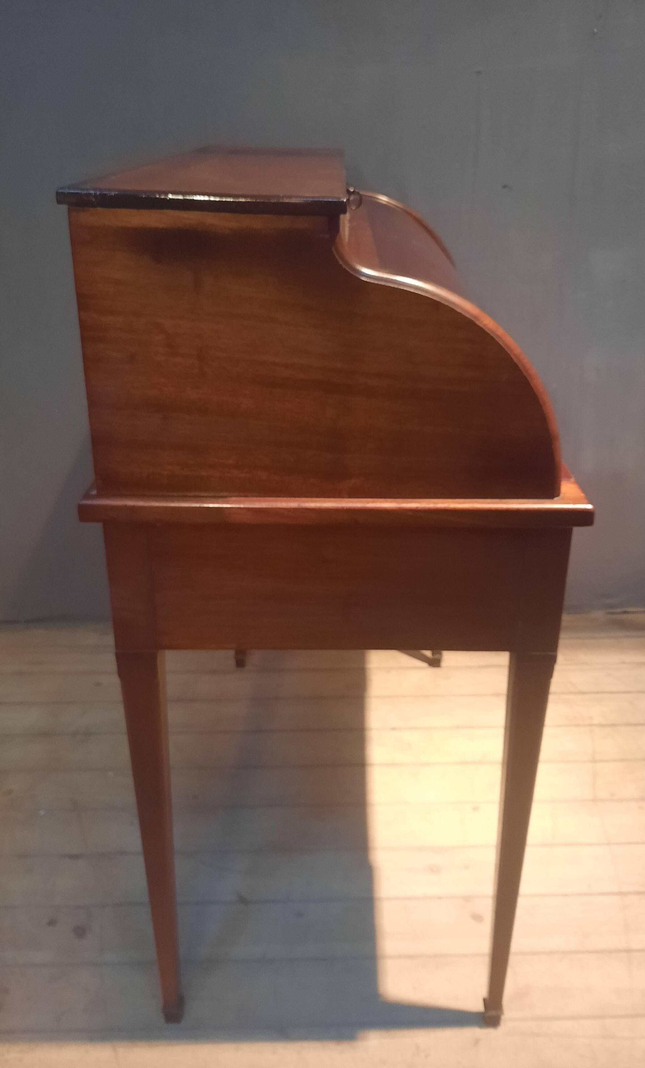 Mahogany roll desk from the 19th century