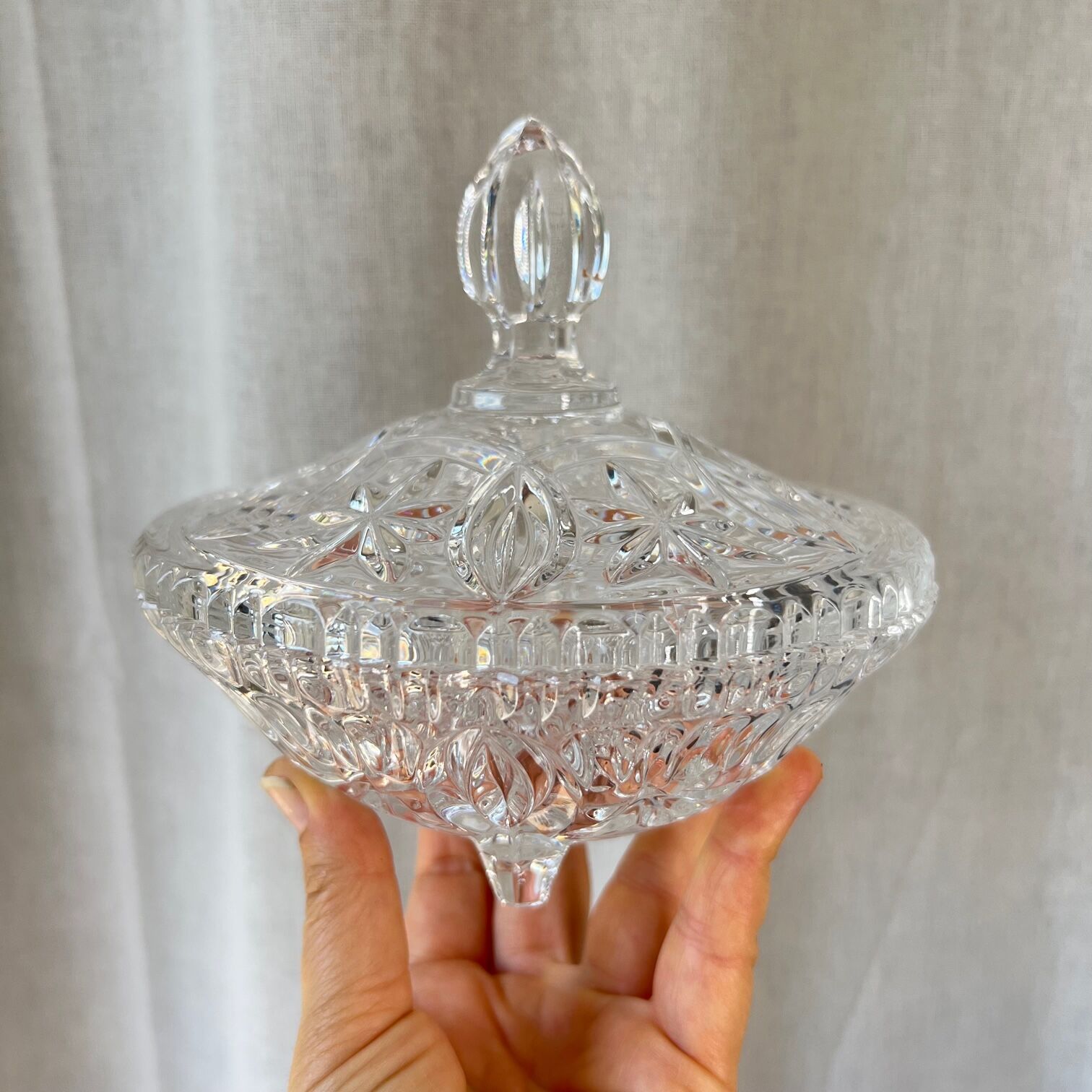 Large chiseled crystal sugar bowl