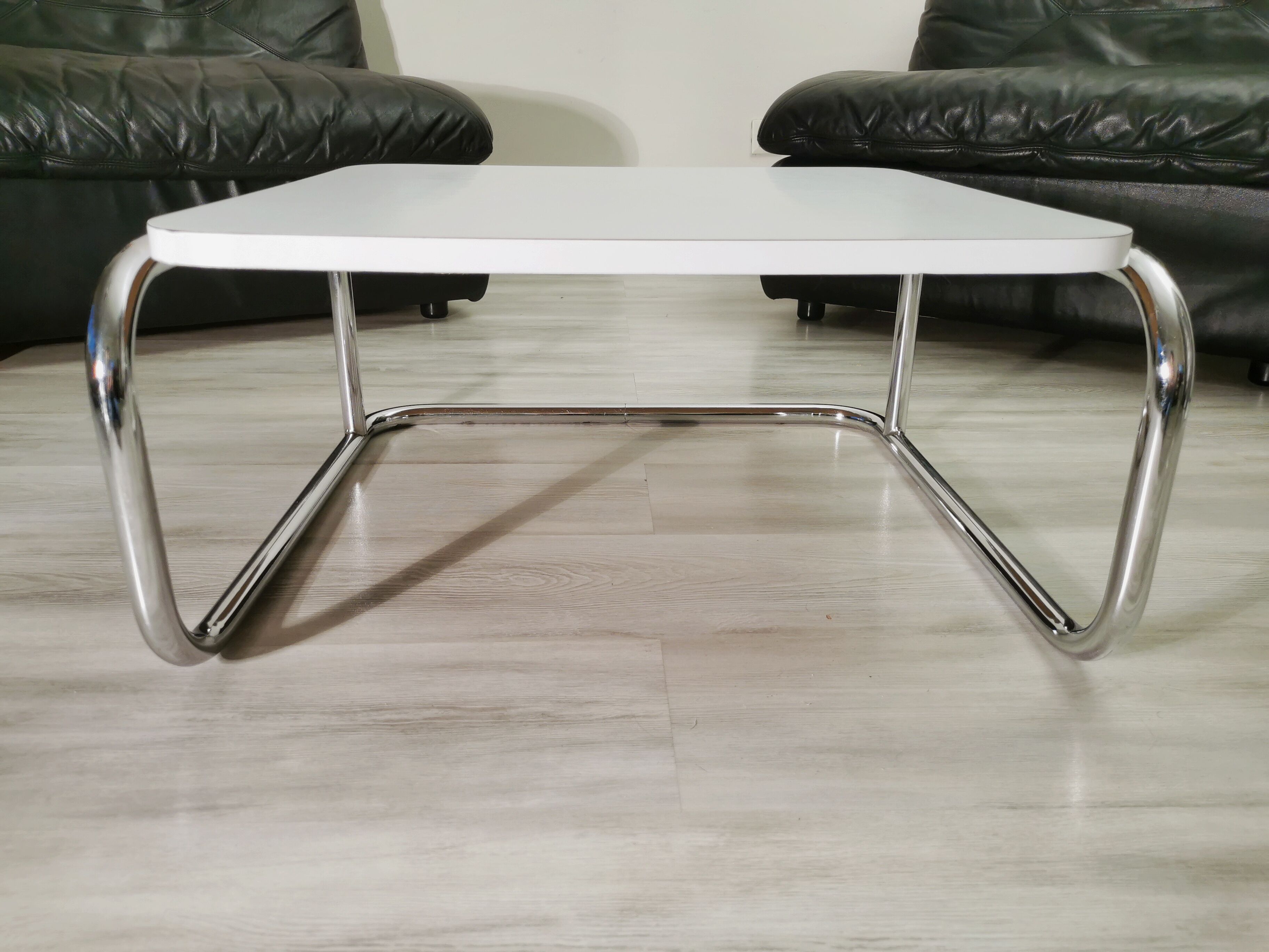 Coffee table 70's white and chrome