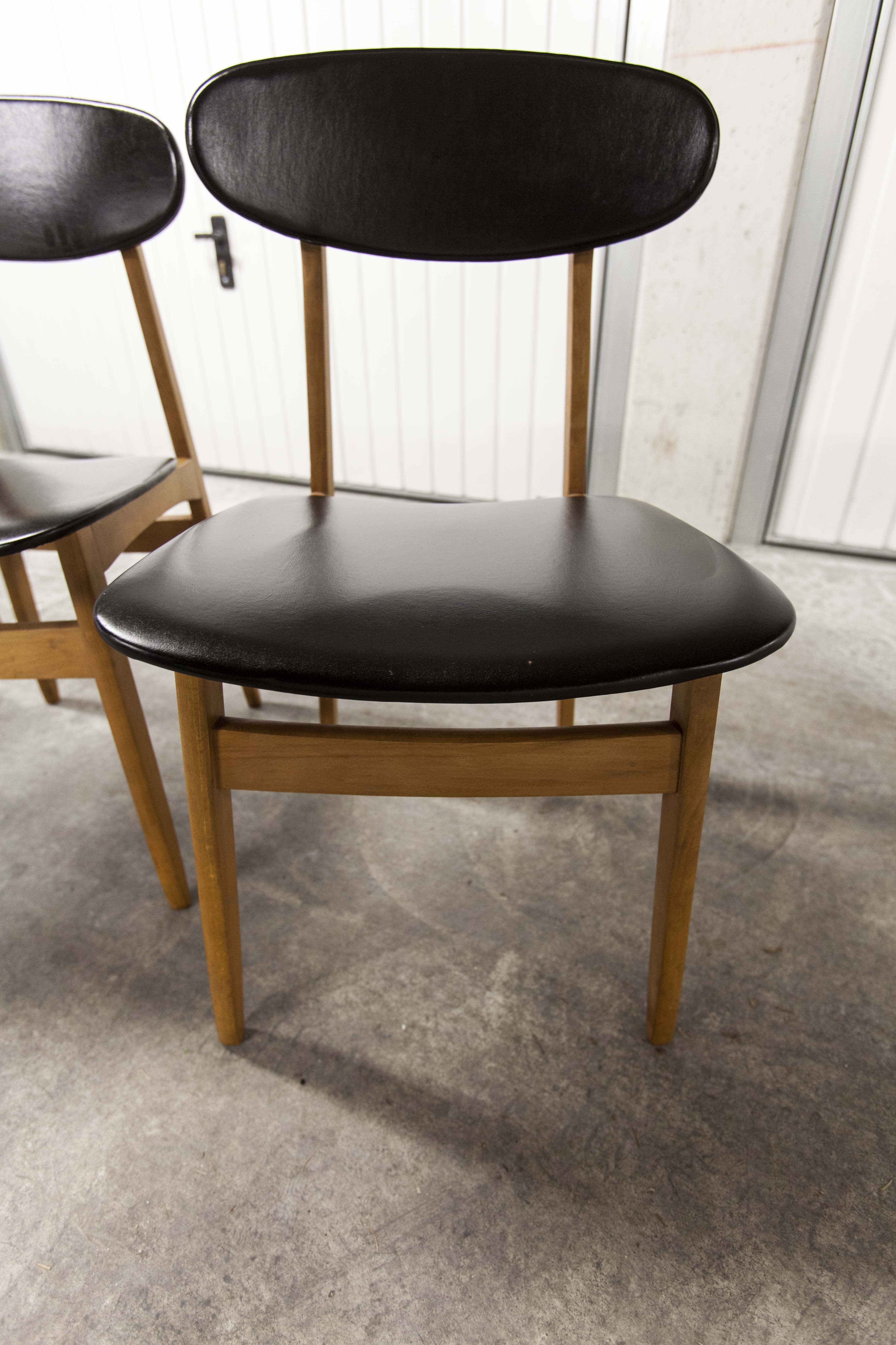 Set of 6 chairs Scandinavian oval back