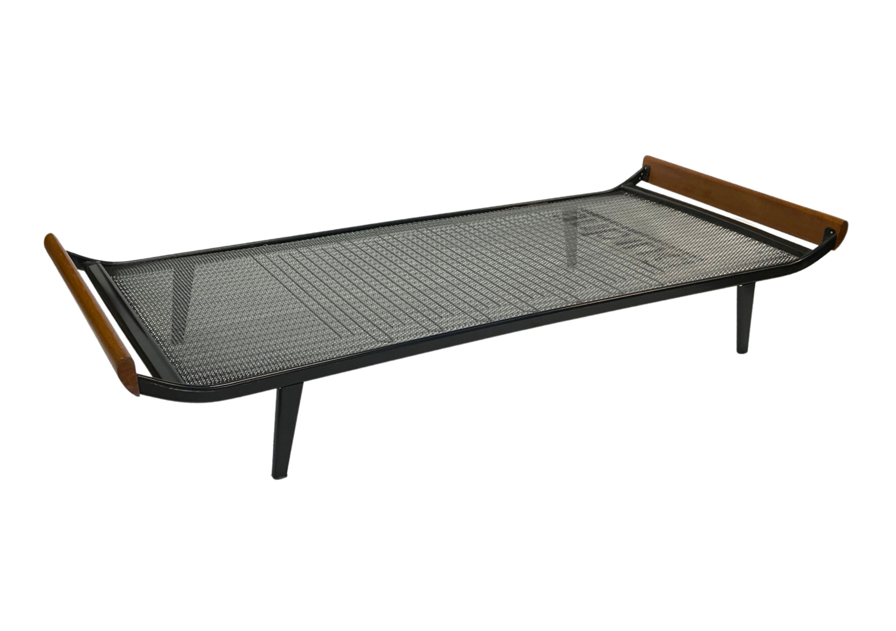 Day bed Auping Cleopatra design by Dick Cordemeyer 60's