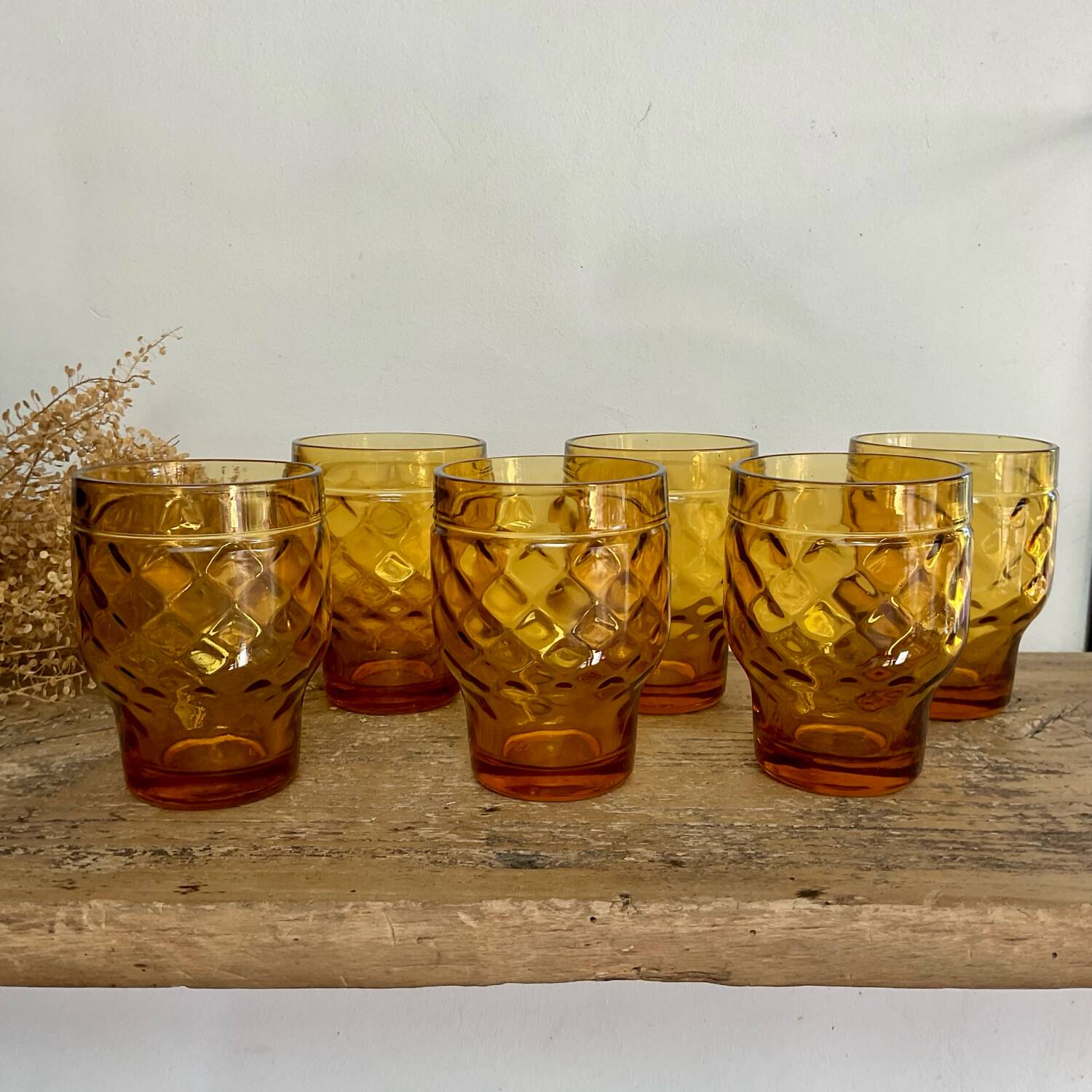 6 amber glasses