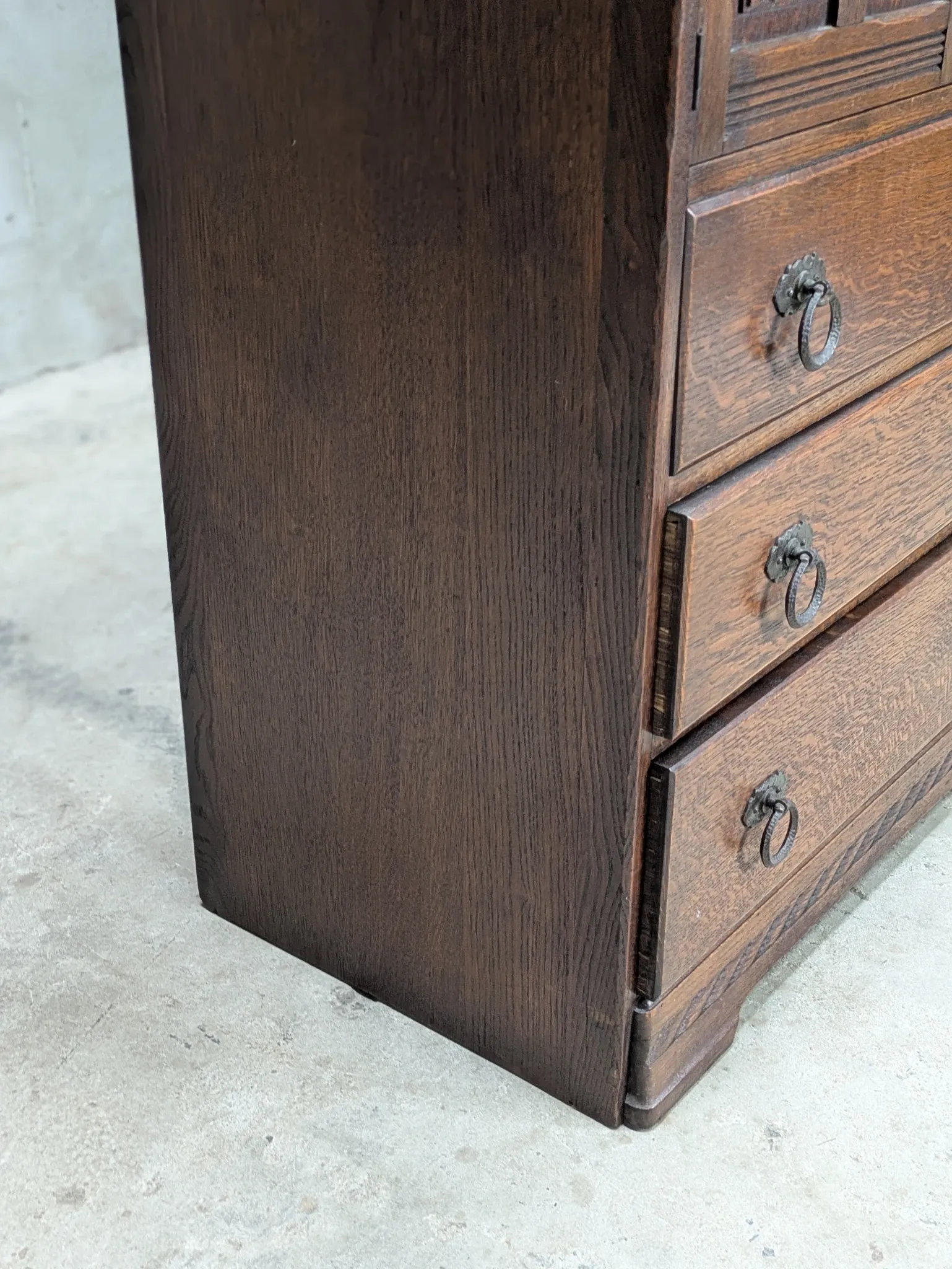 English high chest of drawers