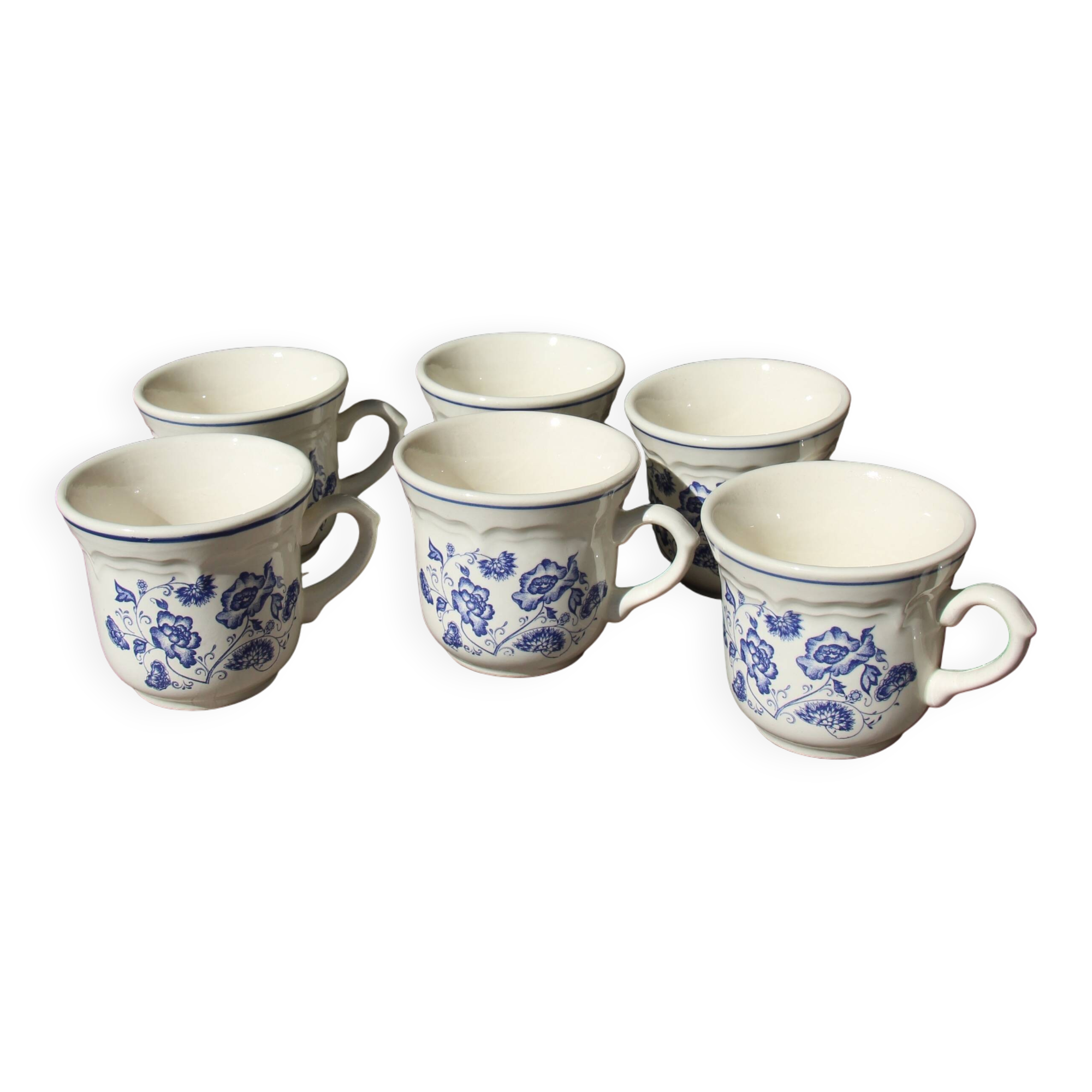 Porcelain coffee cup