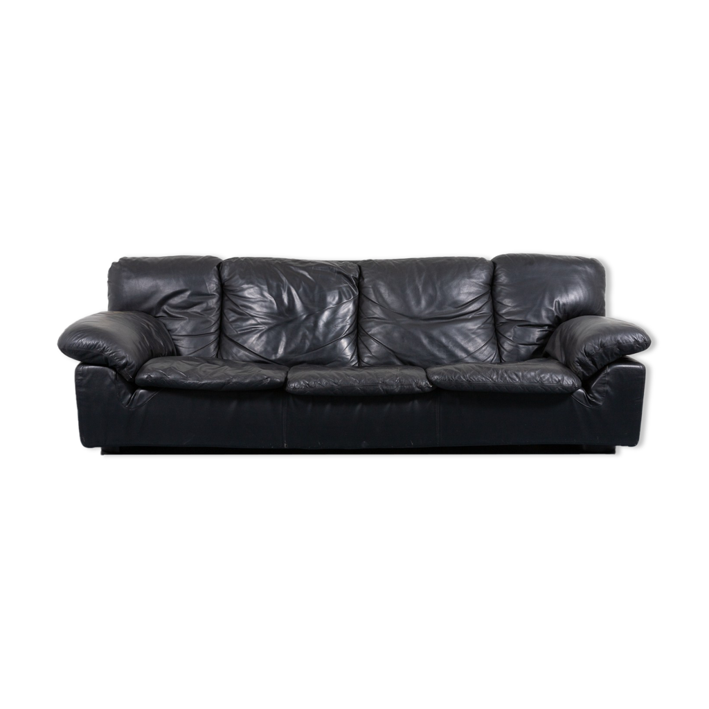 Leather sofa 