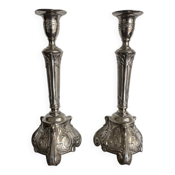 Paire de bougeoirs anciens