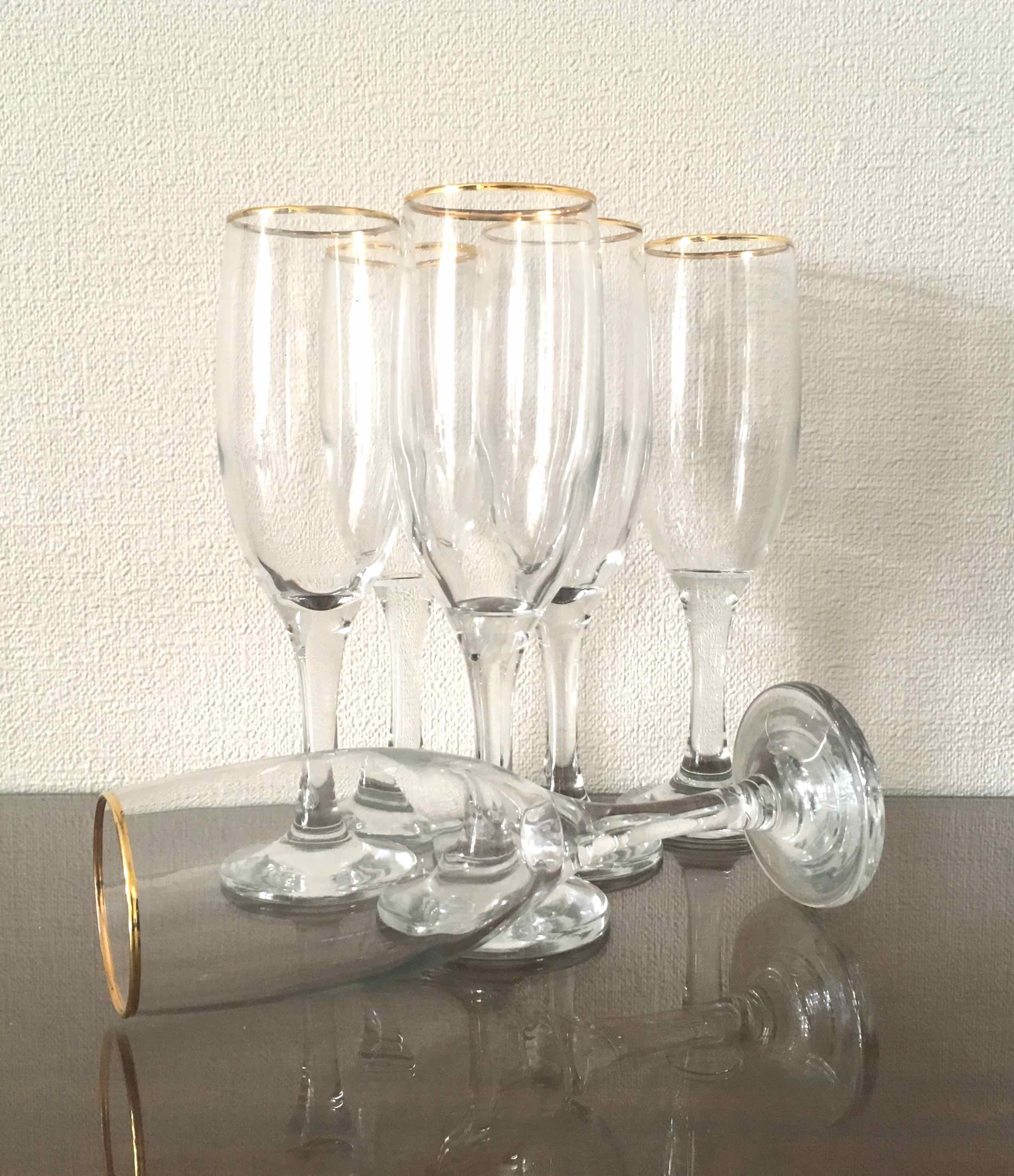 Set of 6 champagne or white wine flutes