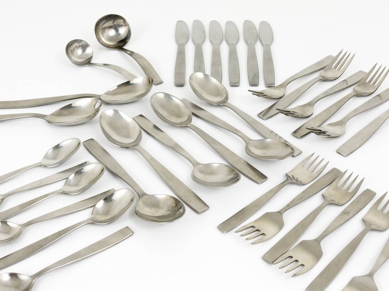 Amboss Austria 2050 cutlery for six by Helmut Alder, 34 pieces, 1950s.