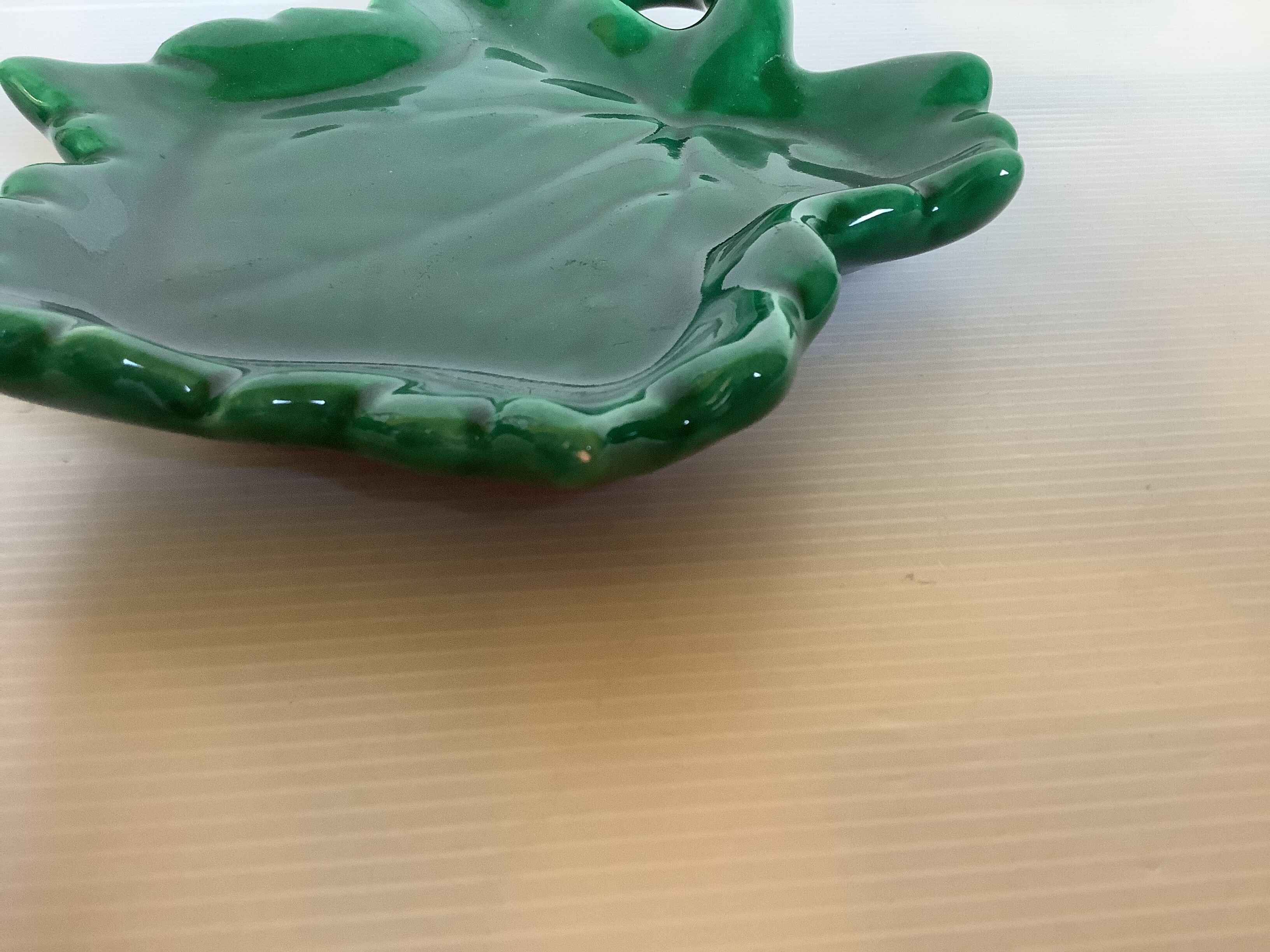 Green ceramic tray