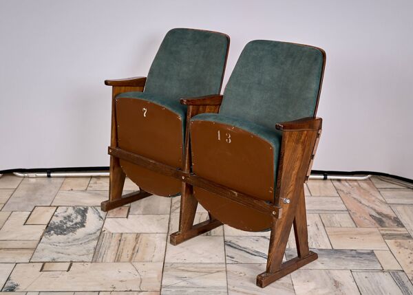 Sièges de cinéma doubles vintage tchécoslovaques des années 1970 Design rétro