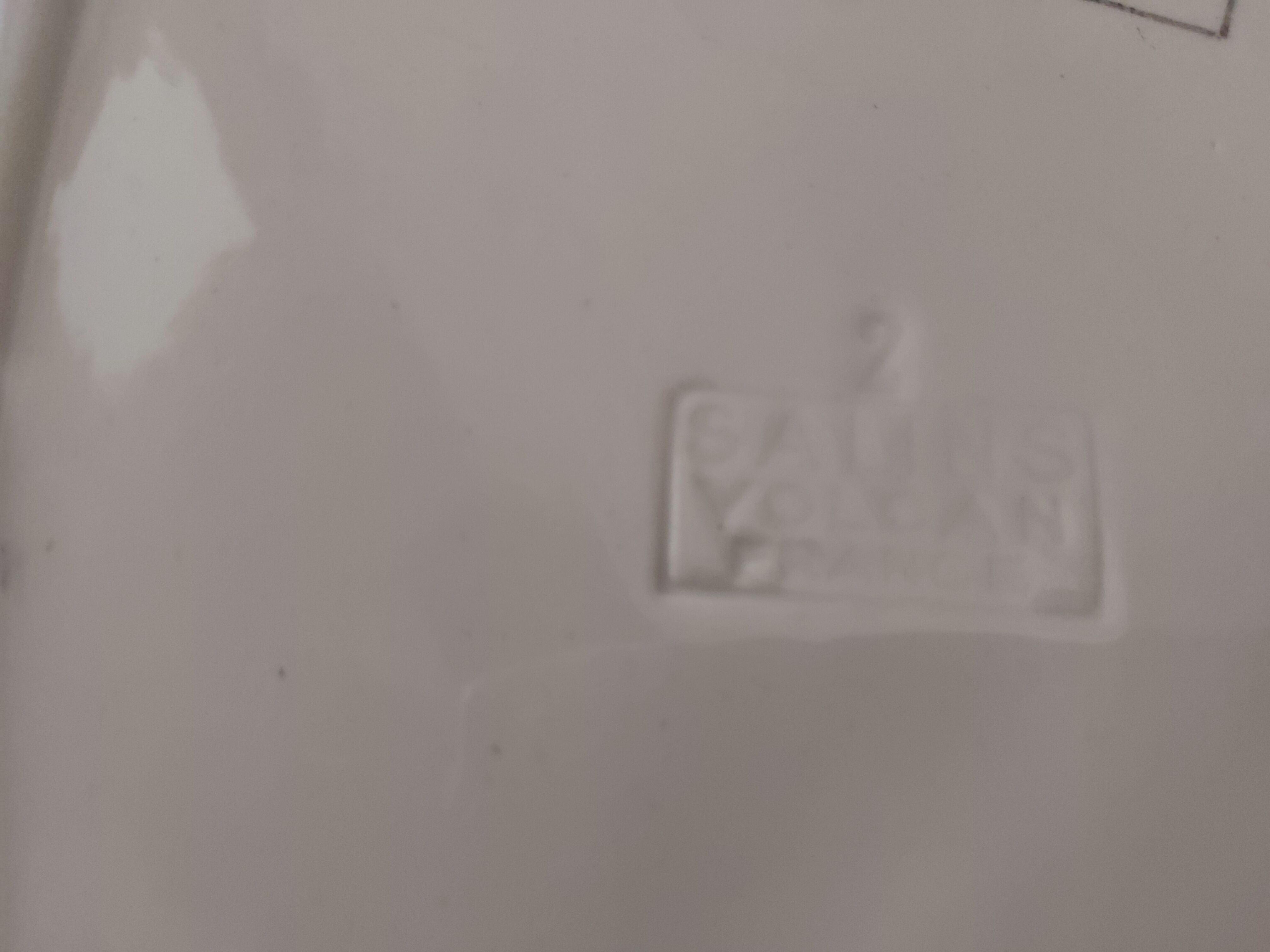 Salins oval oven dish with Claudine pattern