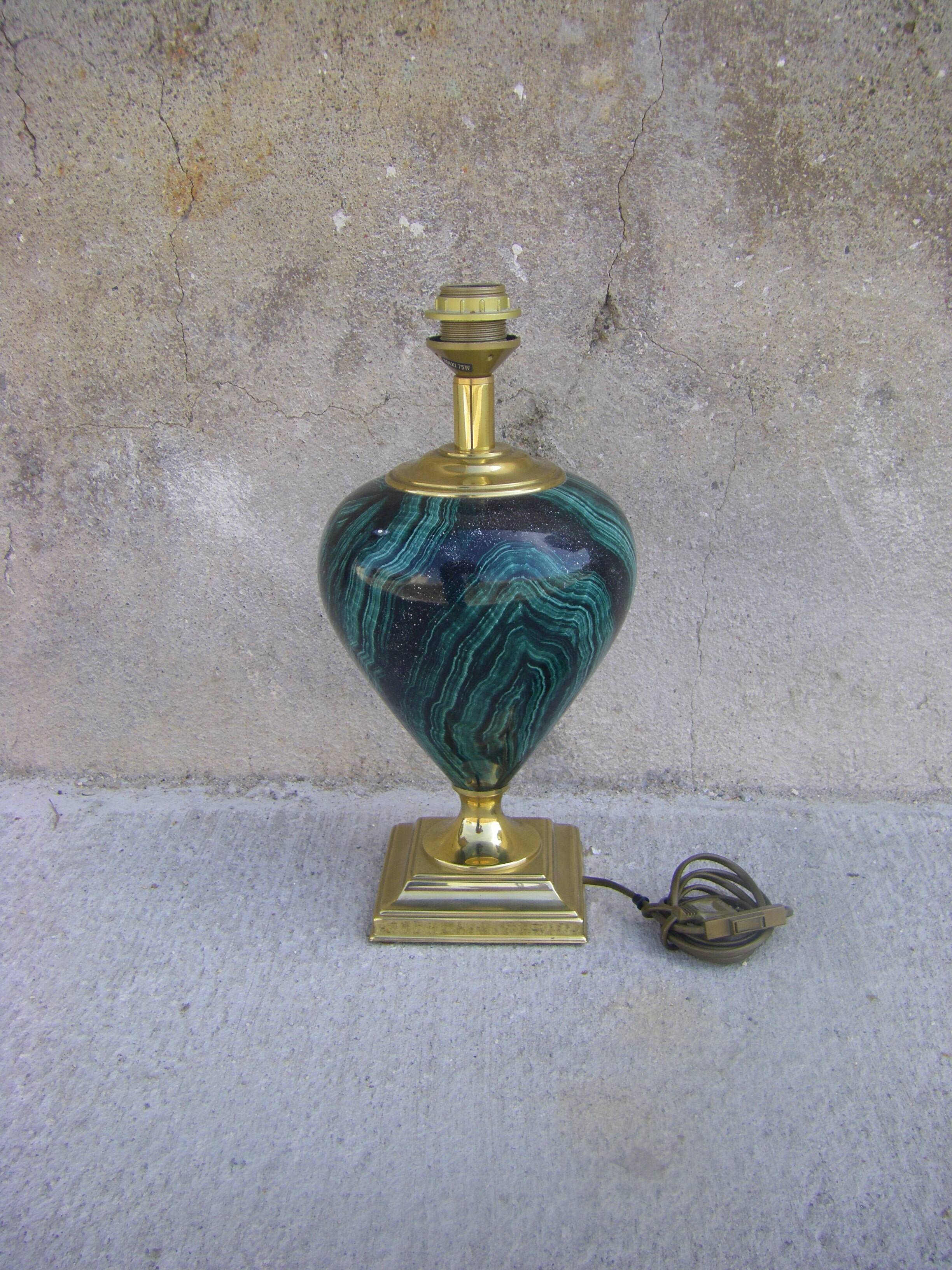 Lampe de salon par " maison le dauphin"