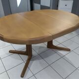 Baumann Extendable Round Table 1970s.